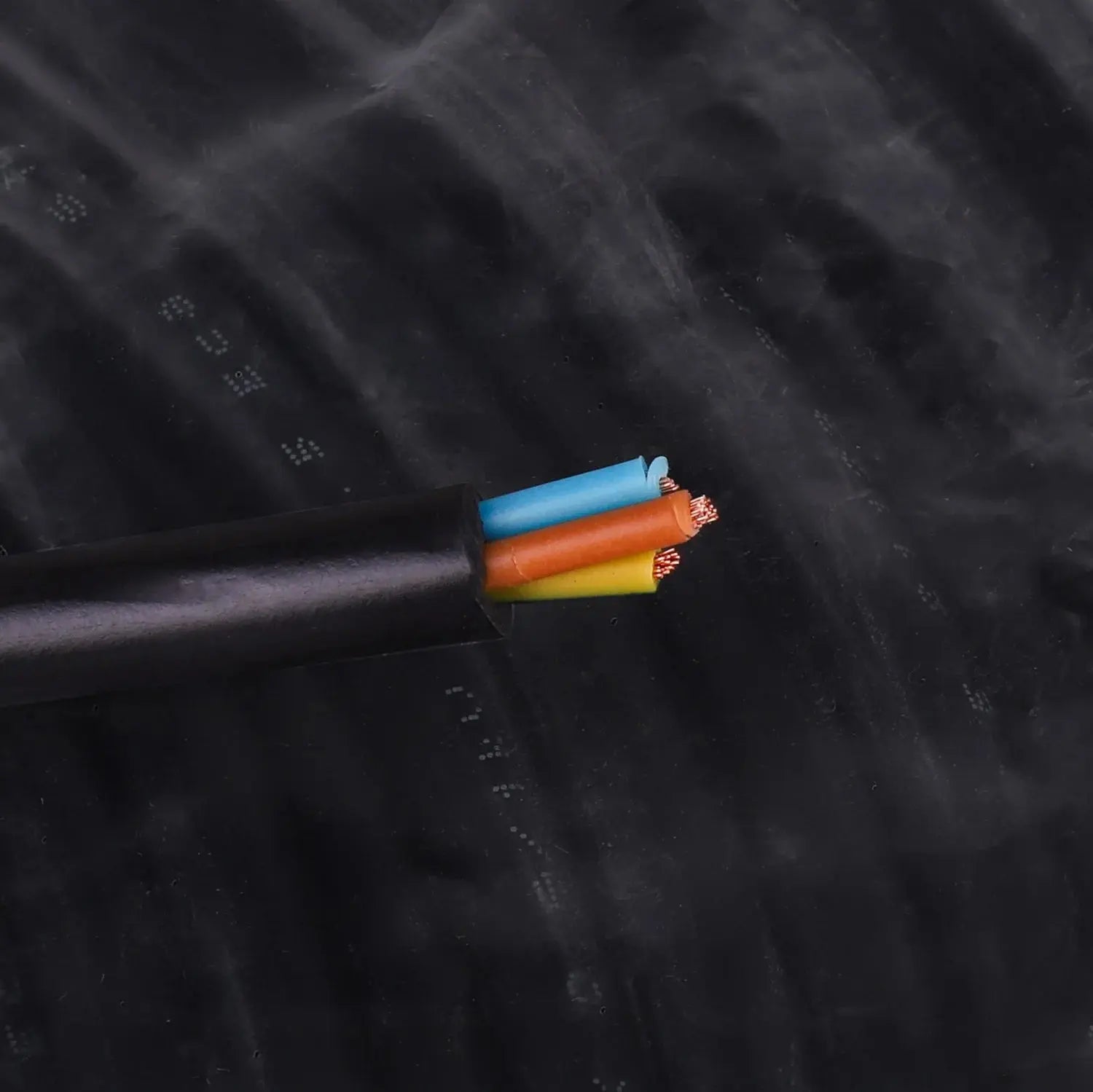 Câble d’alimentation 3 x 1,5 mm² / Référence A-CABLE-3X1.5MM TSA Distribution